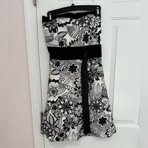 B&W strapless dress